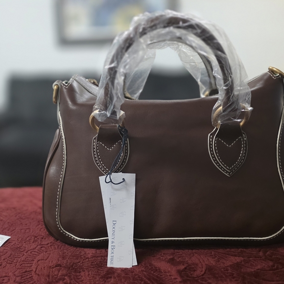 BNWT Dooney & Bourke Chestnut Leather Medium Satchel - Picture 2 of 6